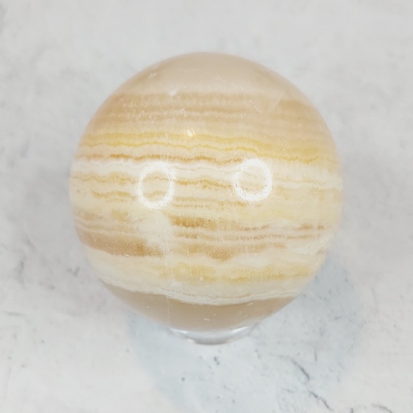 Yellow Onyx Sphere | Clarity • Confidence • Joyful Energy - Picture 1 of 6